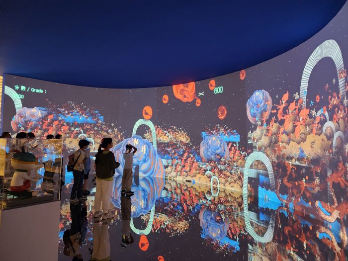 数字艺术与国宝文物对话：“神游”湖南博物院是怎样的体验？