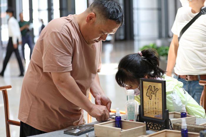 文化和自然遗产日，多彩体验活动亮相工美馆 非遗馆