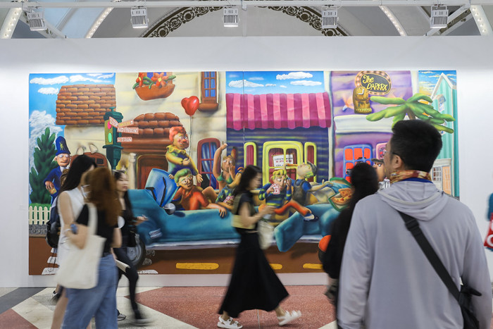 图集 | 艺览北京，从新出发：54家中外画廊共聚北京展览馆